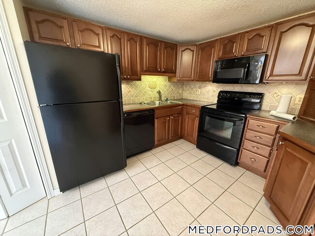 Foto del edificio - 30 Revere Beach Pkwy