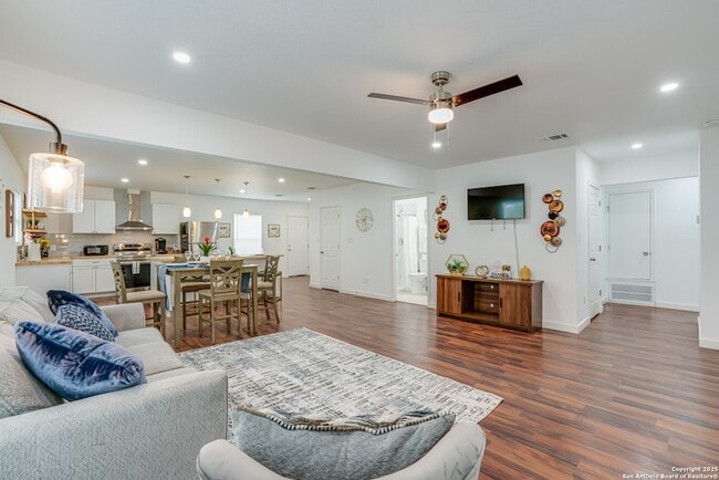 Foto del edificio - 1039 McKinley Ave