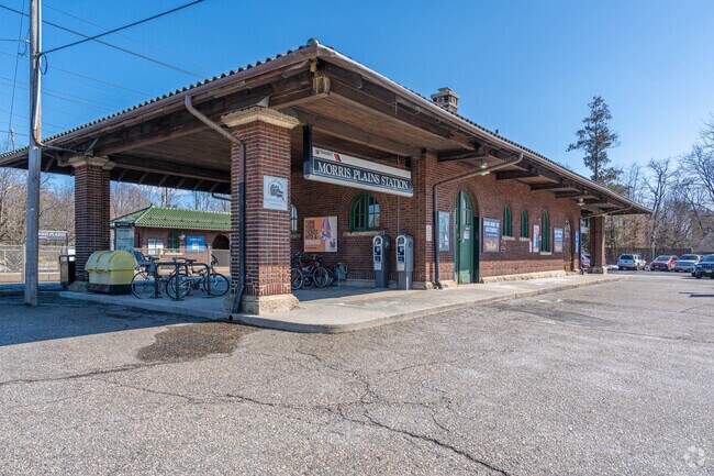 The Morris Plains Train Station is a travel hub in the Morris Plains neighborhood.