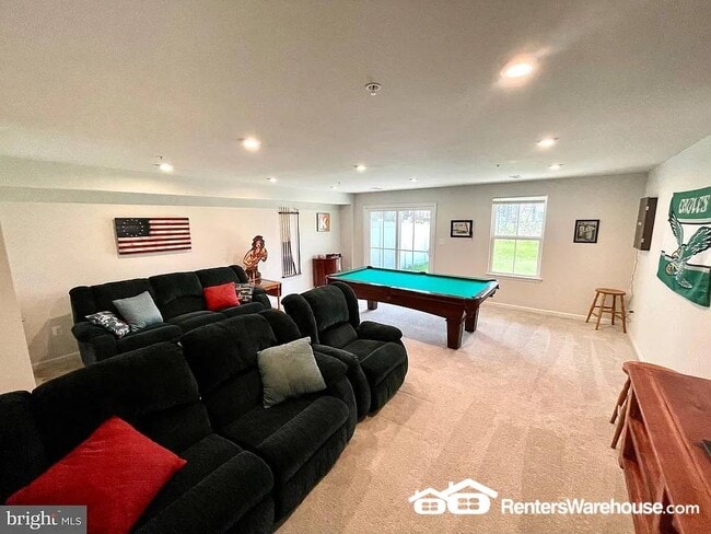 Building Photo - 2824 Shaws Rd