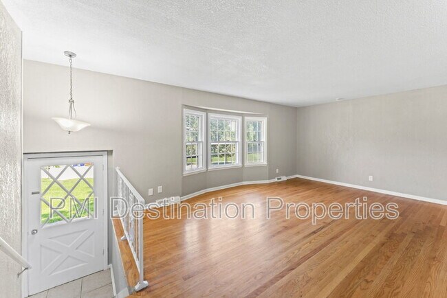 Foto del edificio - 8401 W 90th Terrace