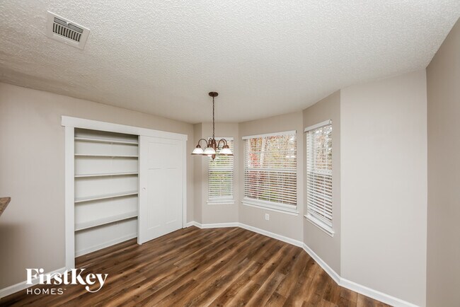 Building Photo - 24 Birchfield Ct