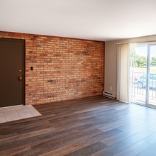 Building Photo - 5212 Belclare Rd