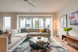 Building Photo - 2108 9th Ave N