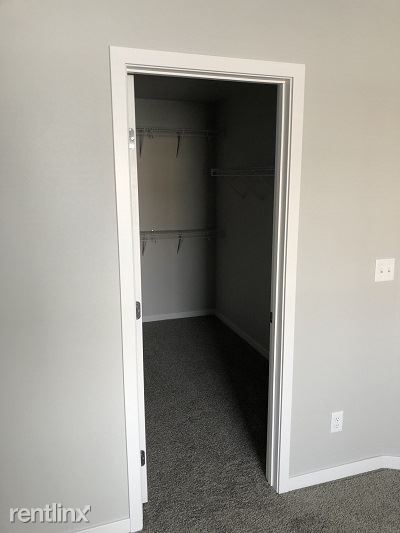 Foto del edificio - 3 br, 2 bath Townhome - 2122 Allison Ln