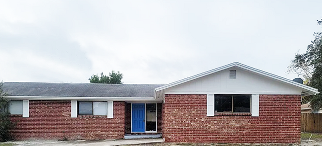 Building Photo - 2501 Richard Ct