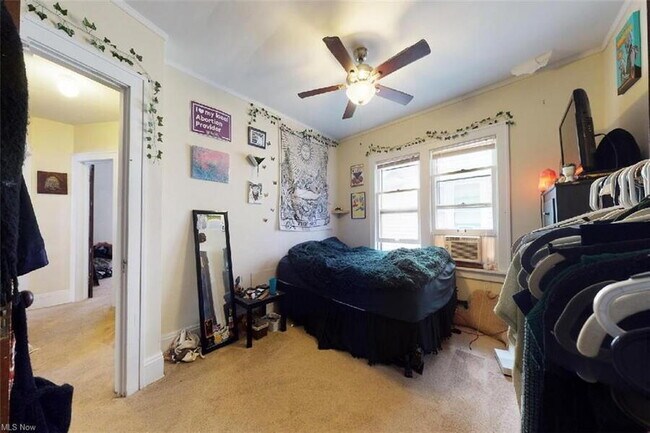 Foto del edificio - 1271 Jackson Ave