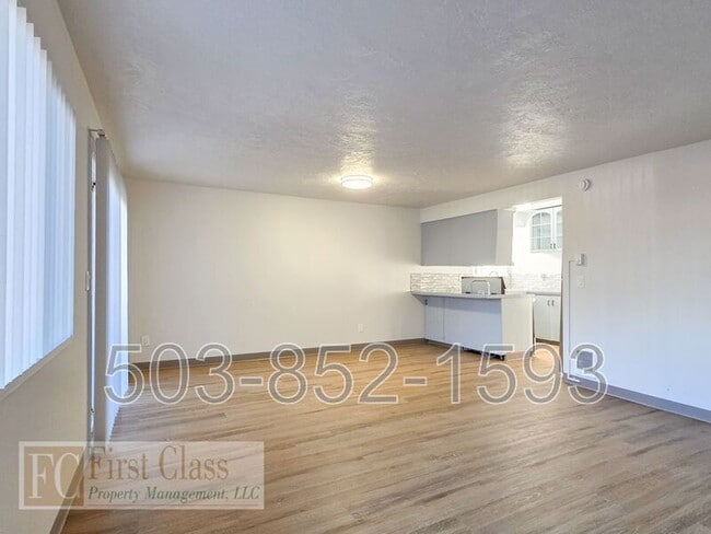 Building Photo - 12345 SW Hall Blvd