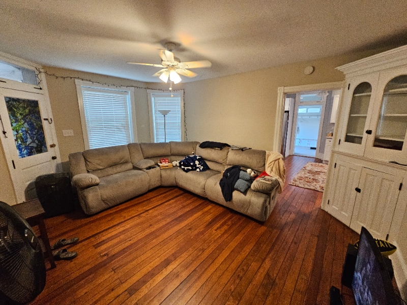 Foto principal - 100 W Broad St