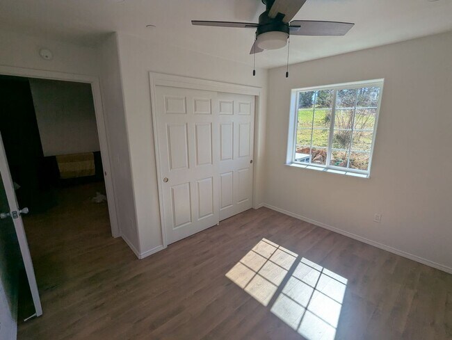 Foto del edificio - 6245 Brevard Cir