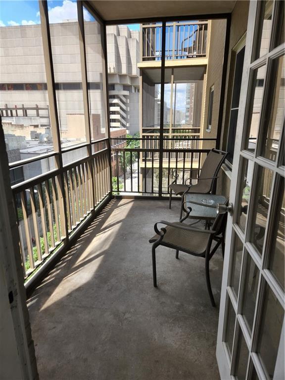 Foto del edificio - 300 W Peachtree St NW
