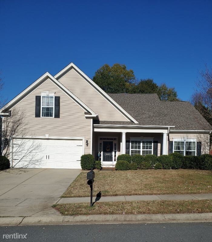 Foto principal - 4 br, 2 bath House - 10439 Tintinhull Drive