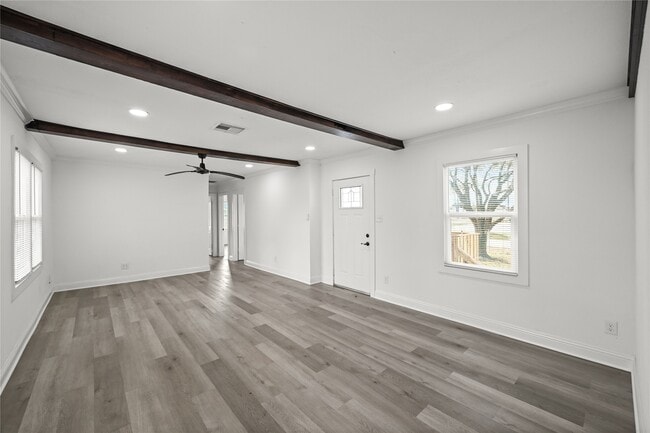 Building Photo - 205 Raymond St