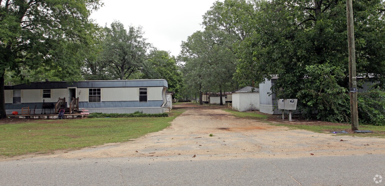 T&S Village Apartments in Sumter, SC