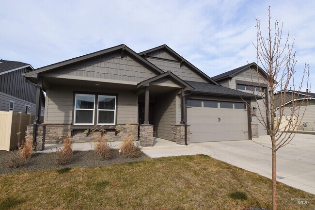 Building Photo - 5612 E Effra St