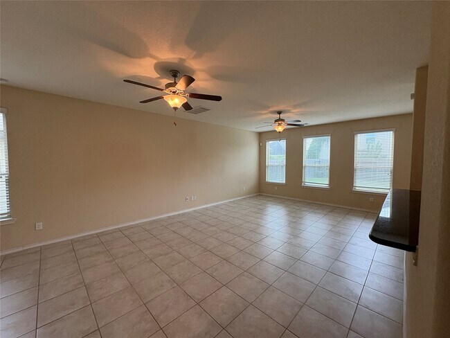 Building Photo - 1410 Spencer Glen Ln