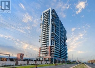 Building Photo - 2550 Simcoe St N