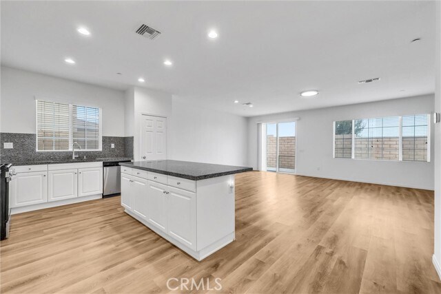 Foto del edificio - 3359 S Myrtle Dr