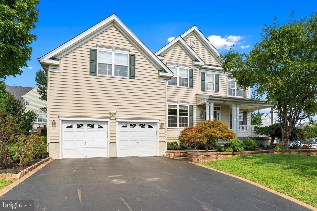 608 Hogeland Ln, Bensalem, PA 19020 House for Rent in Bensalem, PA