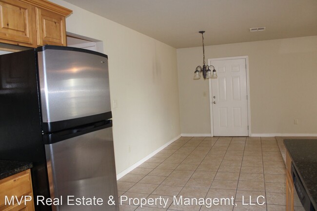 Building Photo - 2 br, 2 bath House - 1405 N Stonecrop Dr