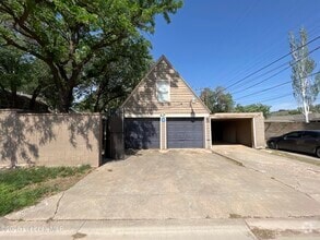Building Photo - 3002 21st St