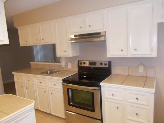 Foto del edificio - 12 River Creek Way