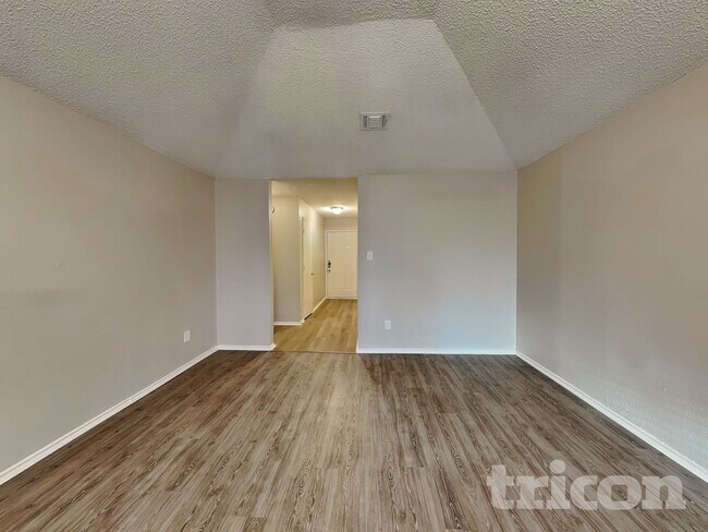 Foto del edificio - 2309 Rolling Creek Run