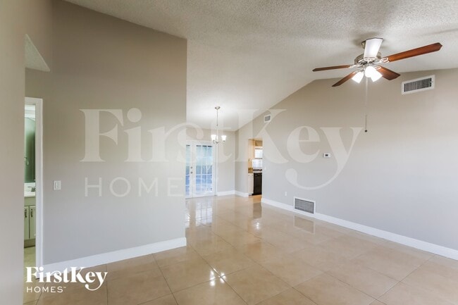 Building Photo - 8410 NW 27th Pl