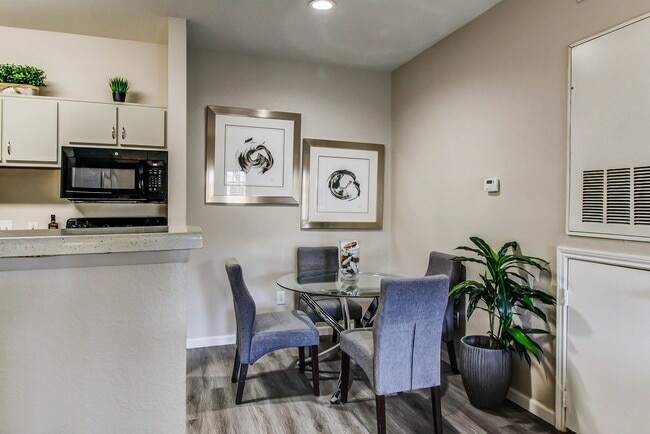 Área de comedor - Lago Del Mar