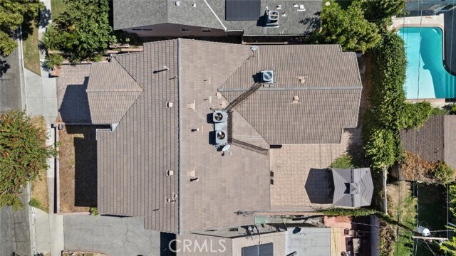 Foto del edificio - 700 Irving Dr