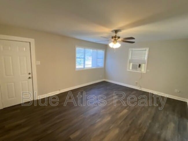 Building Photo - 203 Southeastern Ave