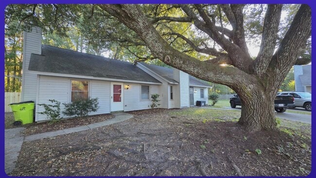 Foto del edificio - 1501 Dartmouth Ln