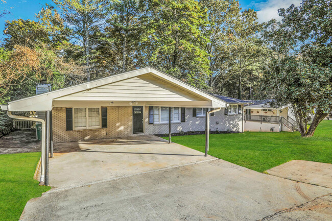 Building Photo - 541 N Hairston Rd