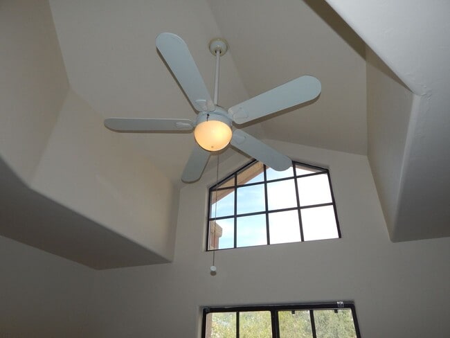 Photo - 63 E Horizon Circle Apartment