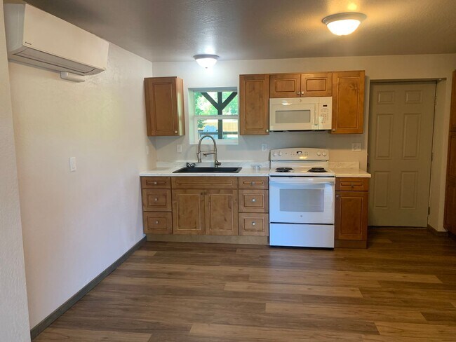Foto del edificio - 5333 Rogue River Hwy
