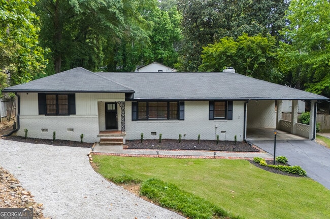 Building Photo - 4090 Land O Lakes Dr NE