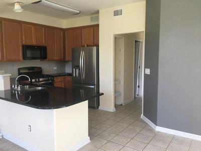 Building Photo - 1612 Sanders