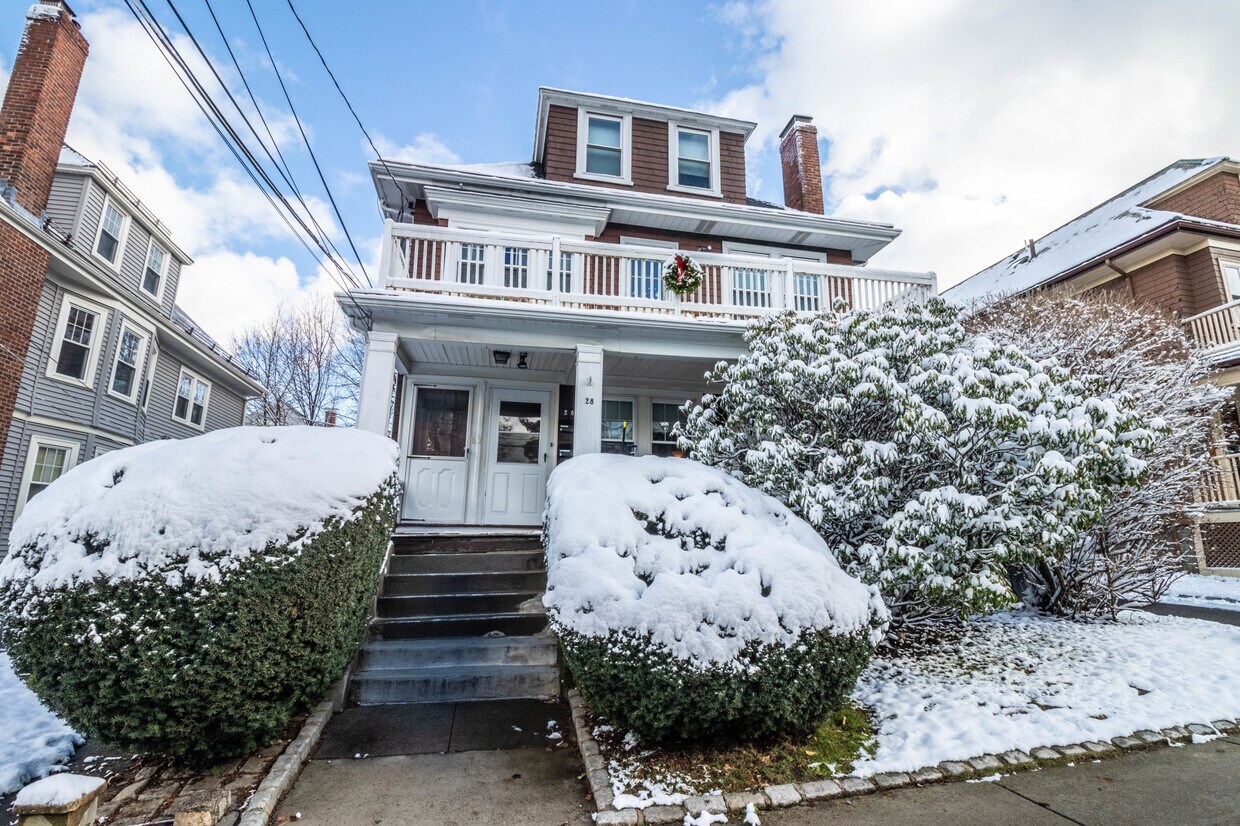 Primary Photo - 28 Commonwealth Rd
