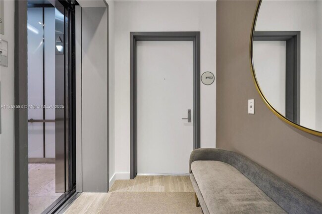 Foto del edificio - 3131 NE 7th Ave