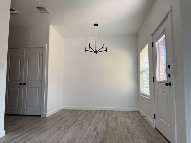 Foto del edificio - 3608 Canvasback Rd