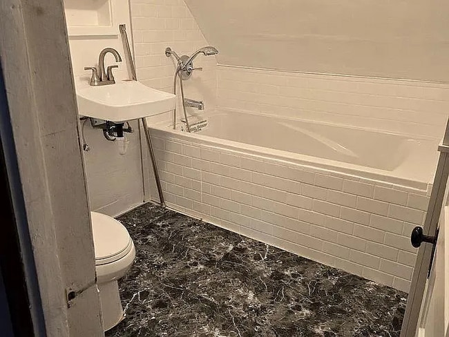 Building Photo - 4176 S 4th St