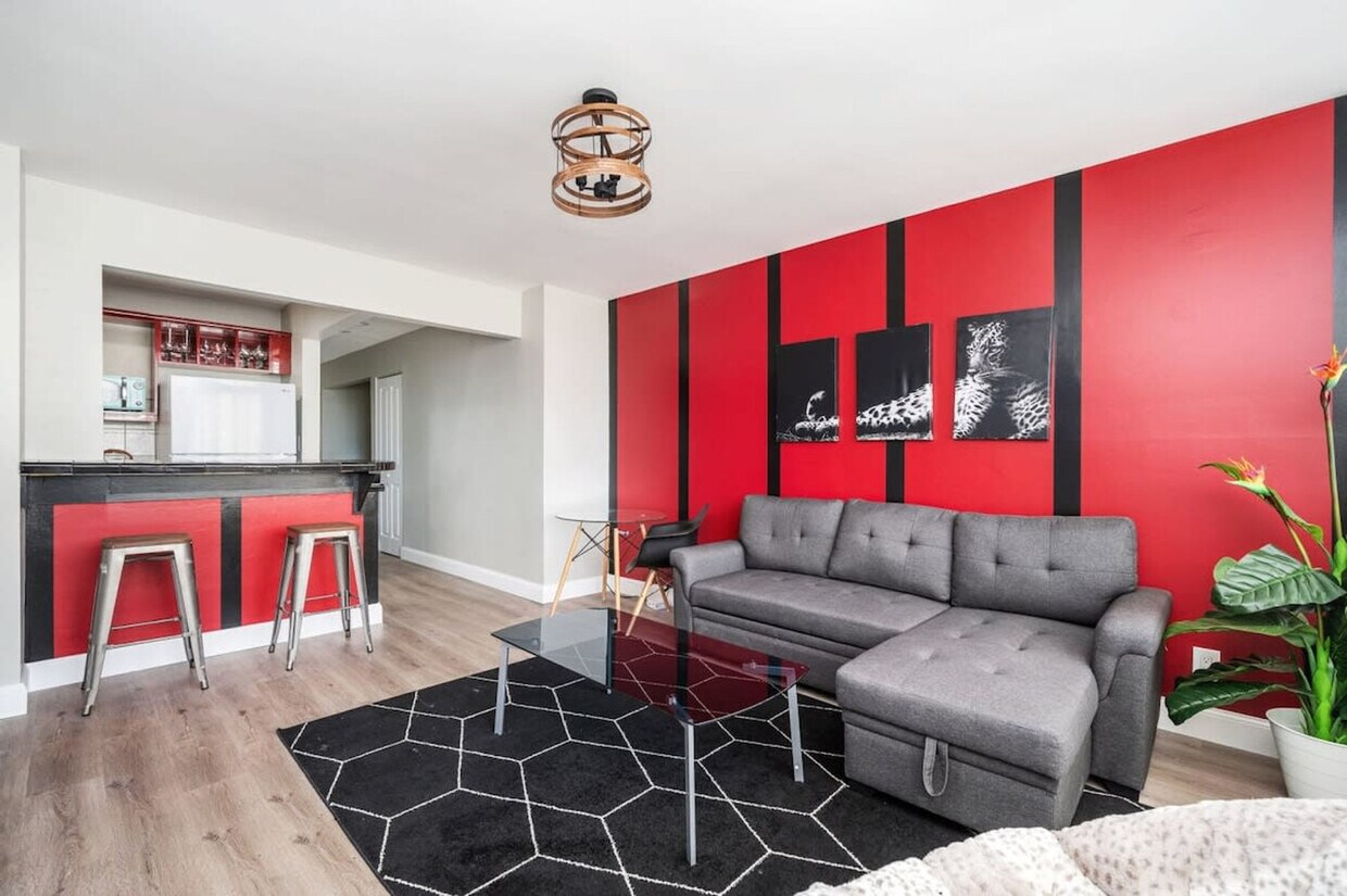 Foto principal - 215 Piedmont Ave NE