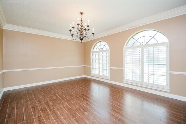Foto del edificio - 8114 Vintage Creek Dr