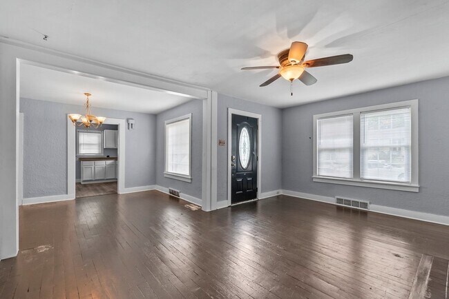 Foto del edificio - 1540 Dunklin St