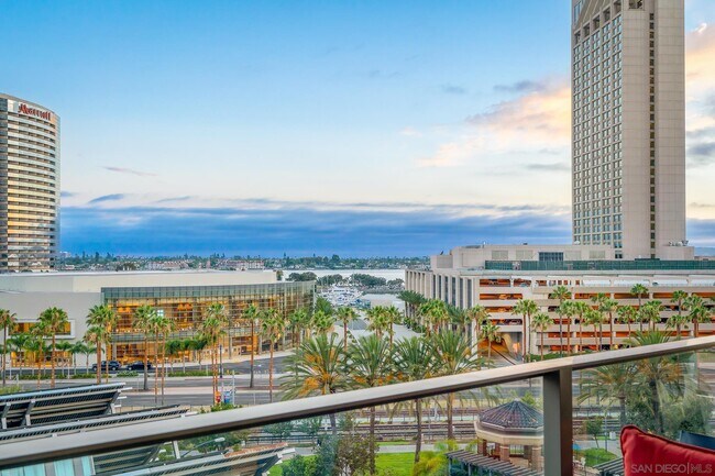 Foto del edificio - 550 Front St