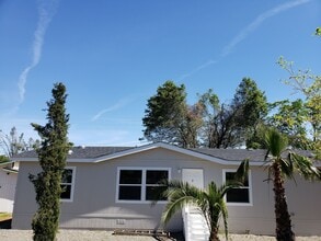 Building Photo - 18266 Majestic View Dr