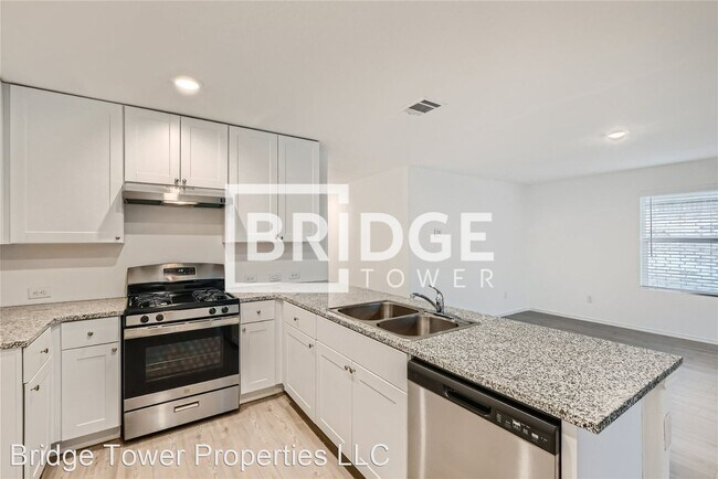 Foto del edificio - 4 br, 2 bath House - 407 Butterfly Bush Court