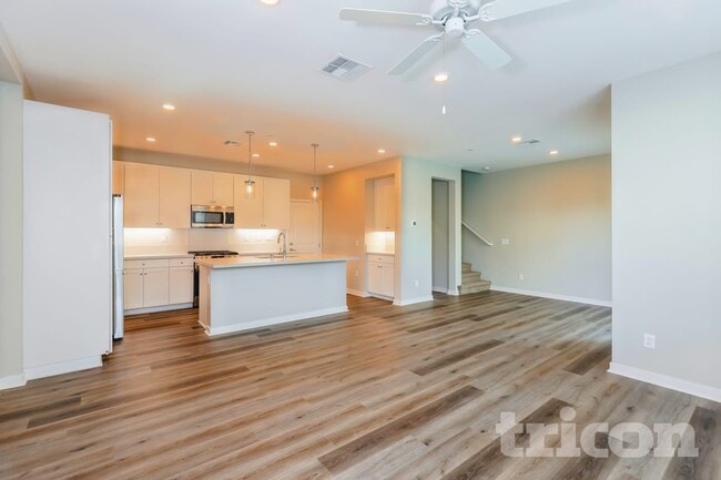 Building Photo - 28235 Luther Dr