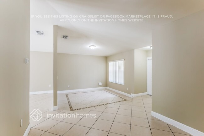 Foto del edificio - 1192 NW 134th Pl
