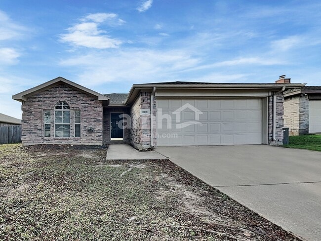 Building Photo - 308 Lake Travis Dr